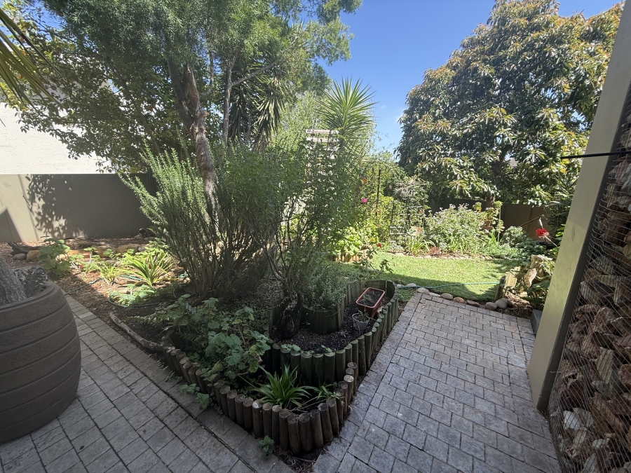 4 Bedroom Property for Sale in Monte Christo Western Cape